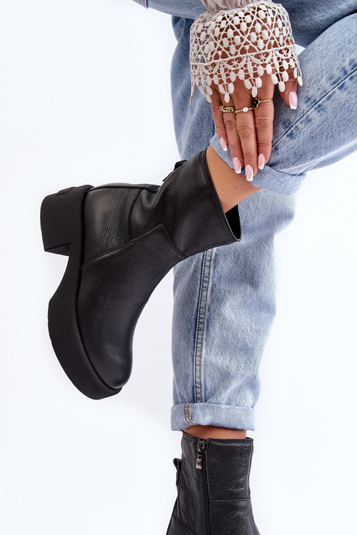 Leather Low Heel Boots Black Lemar Volavola
