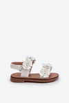White Children's Patent Sandals Adorned with Flowers Tinette
