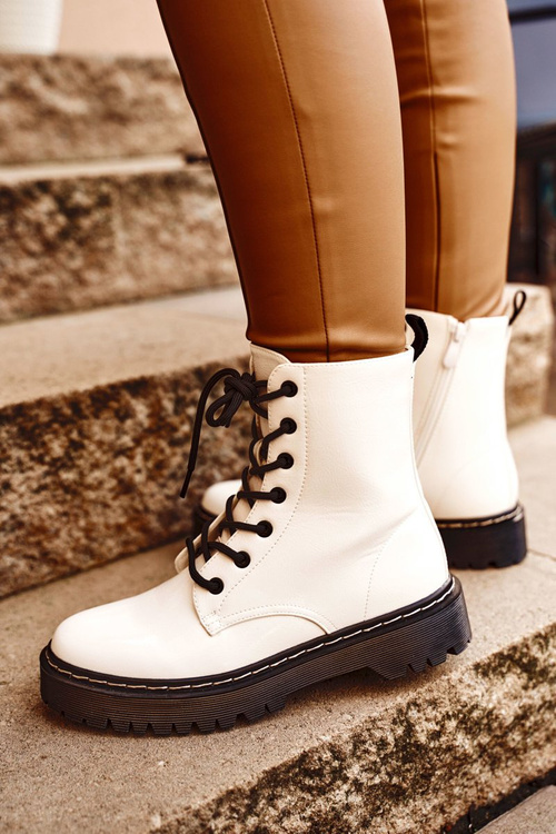 Women's Flat Boots White Kognito