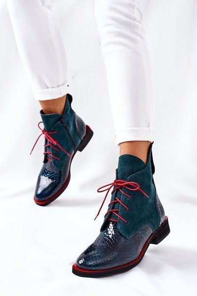 Leather Boots With A Crocodile Pattern Green Cheyenne