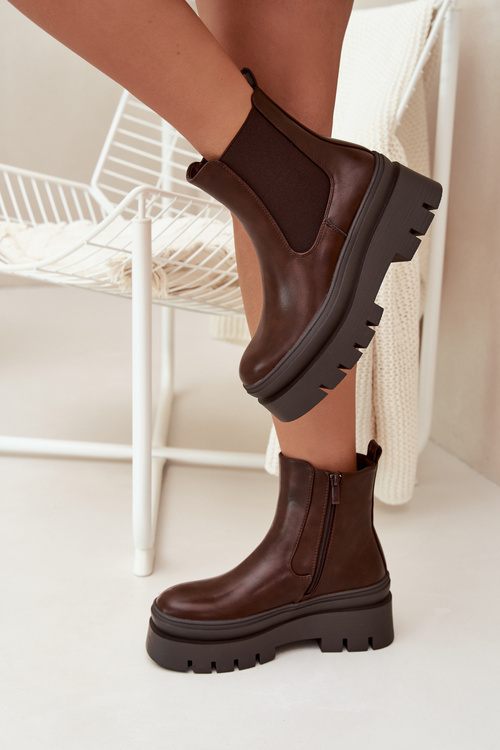 Insulated women's ankle boots on platform chocolate Ismira