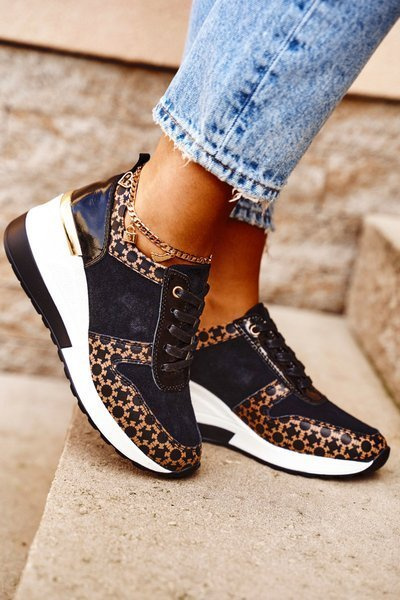 Women’s Sport Shoes Sneakers Leather Black White Metronus