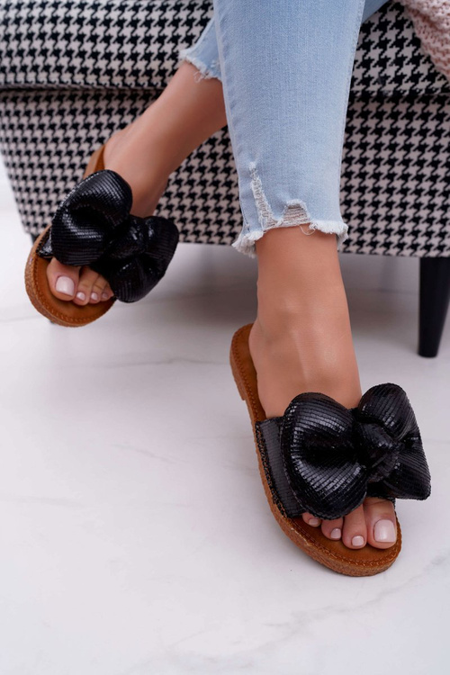 Women's Flip Flops with Large Cocard Black Big Love