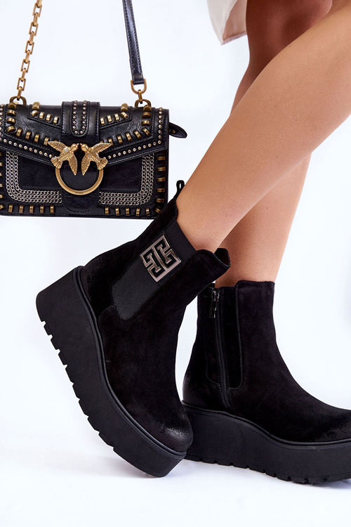 Women's Suede Boots On The Massive Platform Black Savira