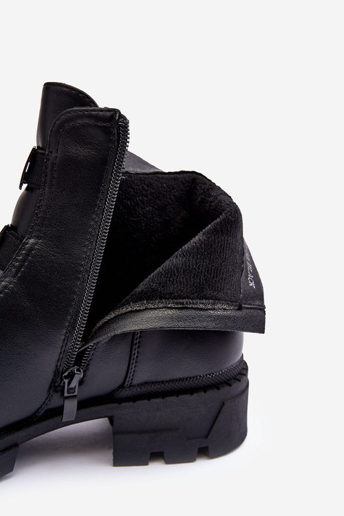 Leather Boots On Flat Heel Black Azulenn