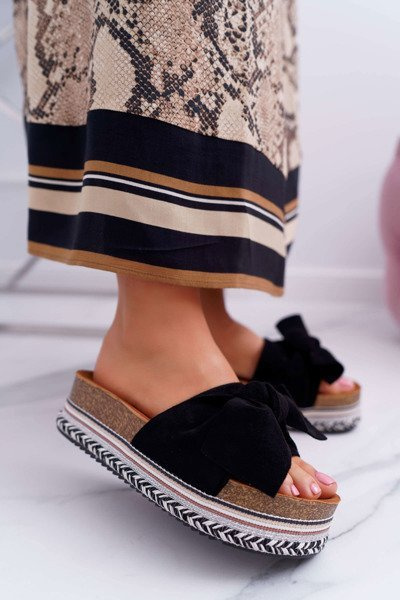 Women's Platform Flip Flops with Strap Leather Black Chantal