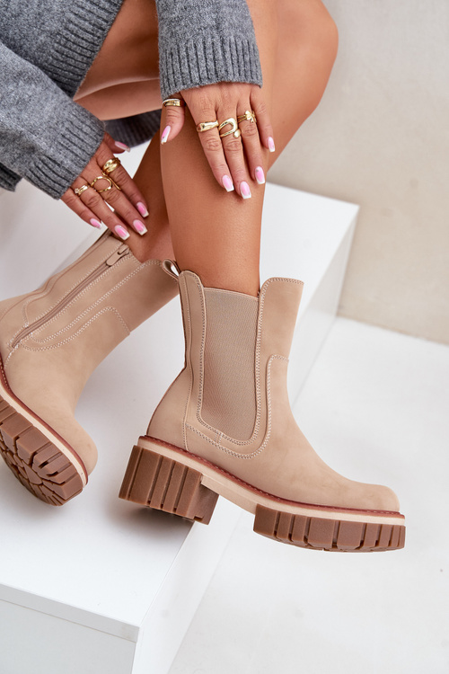 Beige insulated ankle boots with zipper Linneviae