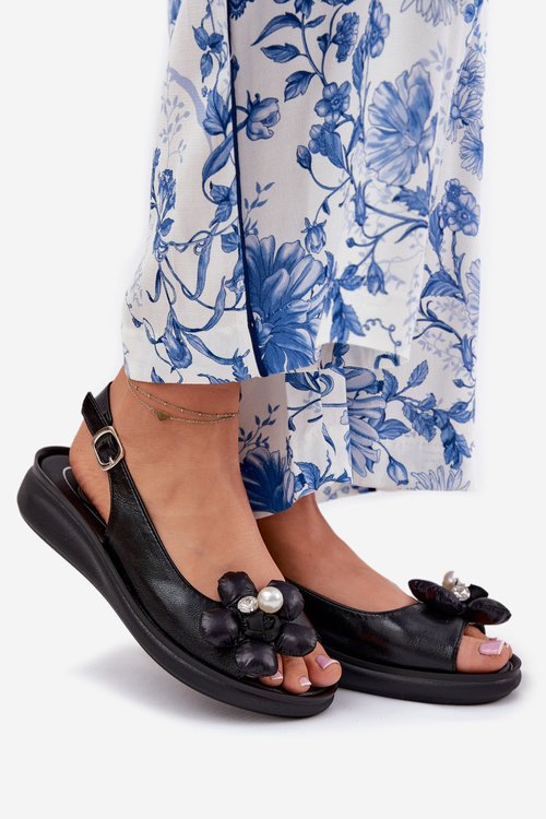 Ladies Sandals With Decorative Flower Black Divonne