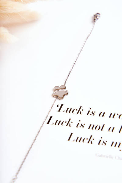 Bracelet On A Thin Chain With A Large Flower Silver