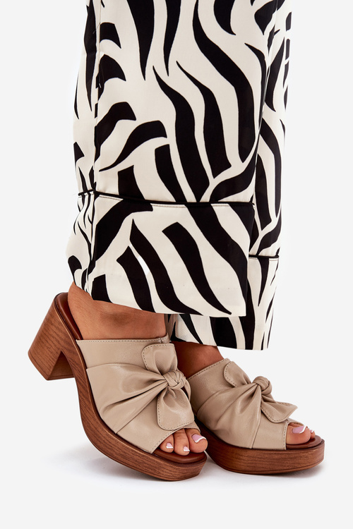 Klapki Eko Skórzane Na Obcasie Słupku Beżowe Kikilla