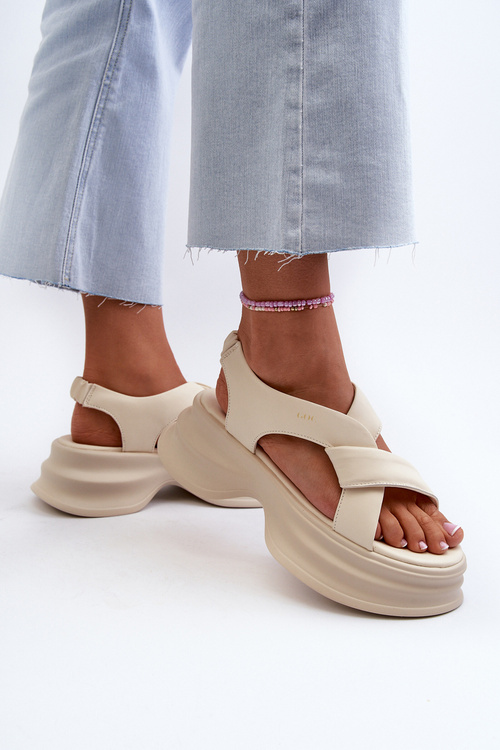 Women's Leather Sandals on Chunky Sole Light Beige GOE NN2N4105