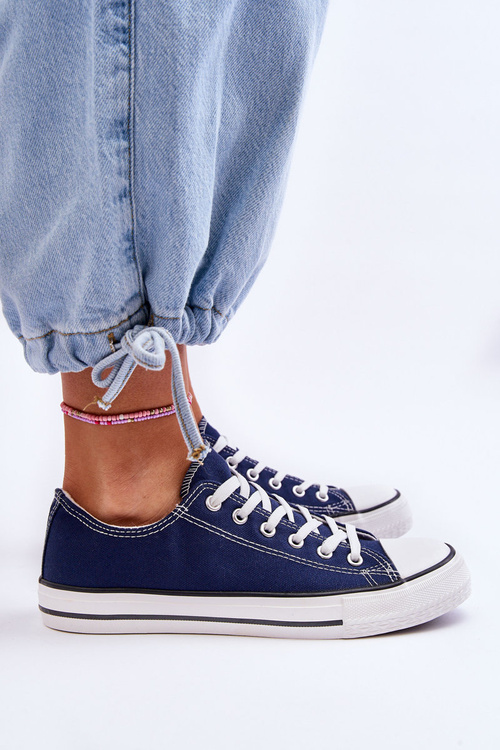 Classic Low Women's Sneakers navy blue Vegas