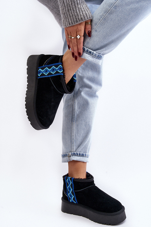 Women's snow boots with thick sole in black Vebissat