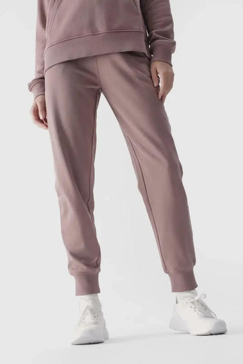 Damskie Spodnie Dresowe Joggery 4F 4FWMM00TTROF0945-83S Beżowe