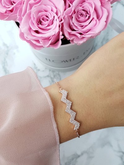 Women's Chain Bracelet Fashionable Pattern Pink Gold Gela