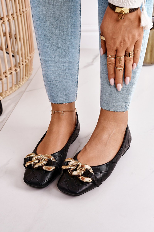 Elegant Quilted Ballerina With Chain Black Coco