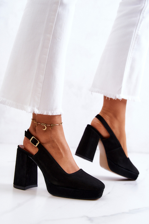 Suede pumps Maciejka 05441-01 Black