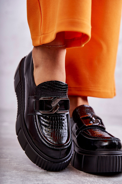 Fashionable leather shoes on the platform Black Marsol