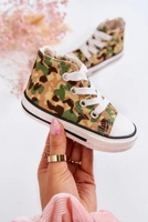 Green || Beige