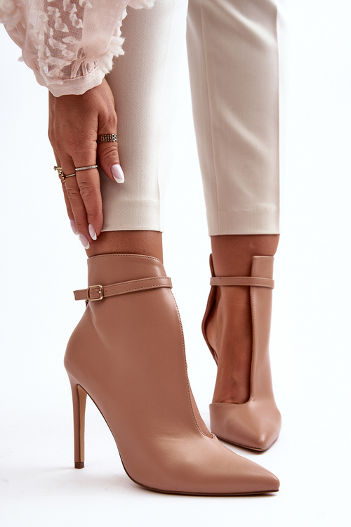 Women's Leather Heels on Stiletto Beige Amalundi