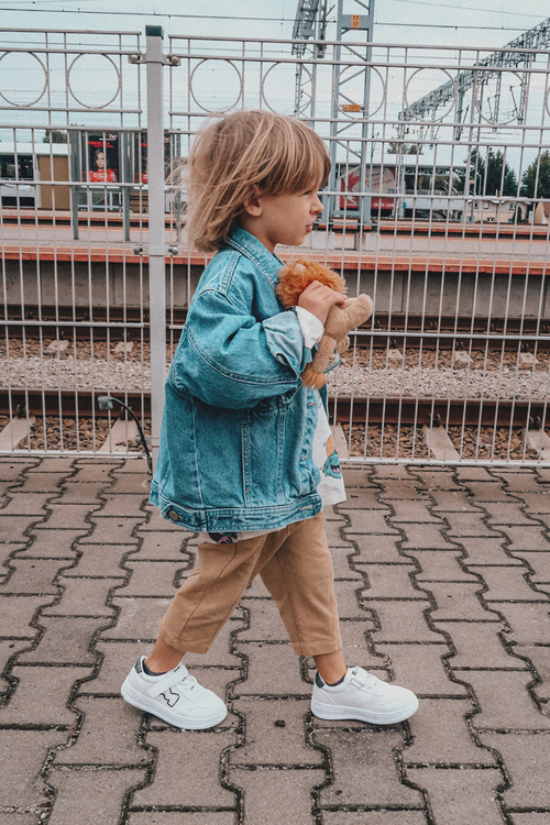 Dziecięce Sportowe Buty Na Rzepy Biało Czarne Santi