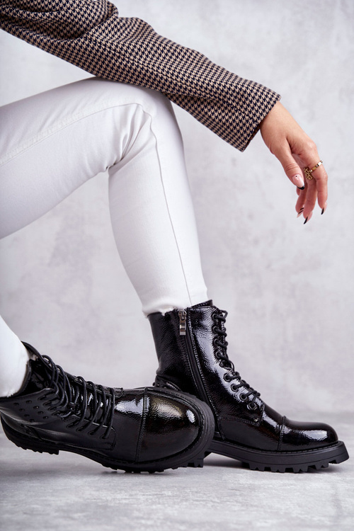 Varnished Boots With Studs Black Palmira