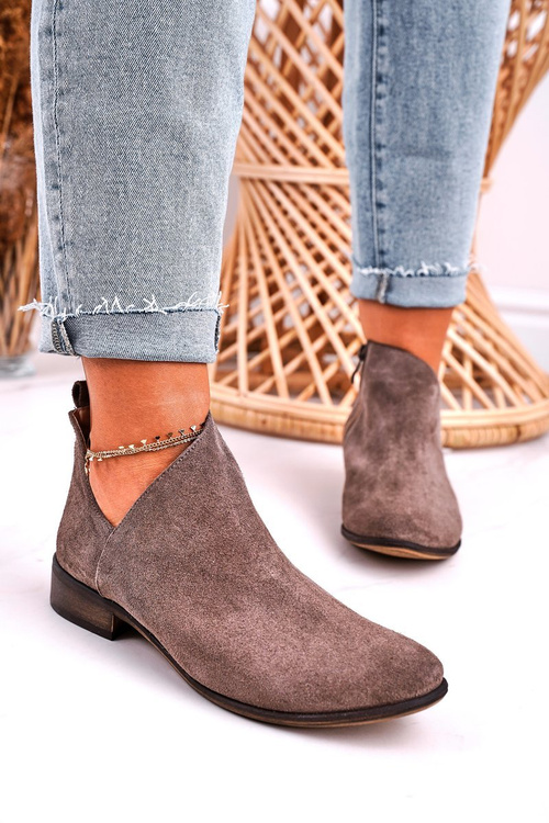 Women's Boots With A Cut Suede Brown Clarence