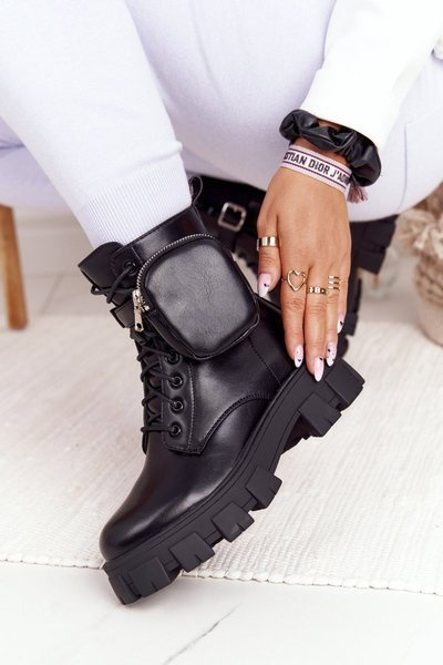 Women's Boots On A Platform With A Purse Black Saturday