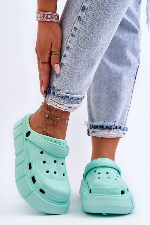 Women's Foam Platform Crocs Mint Beckett