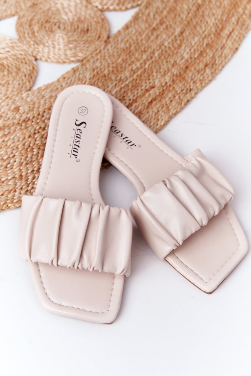 Women's Classic Slippers Beige Looking Good