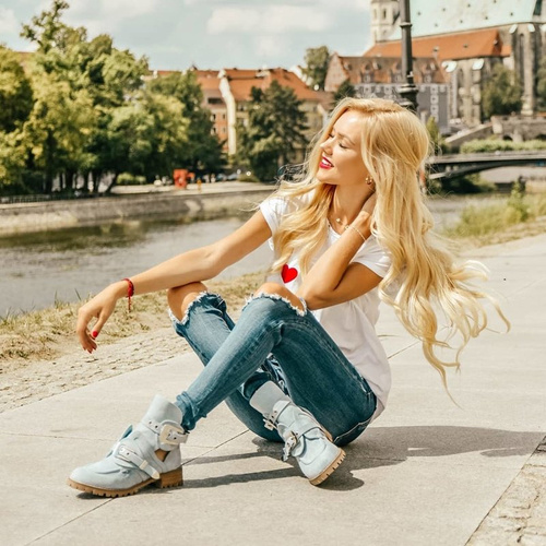 Lu Boo Błękitne Zamszowe Botki Z Wycięciami Rock Girl