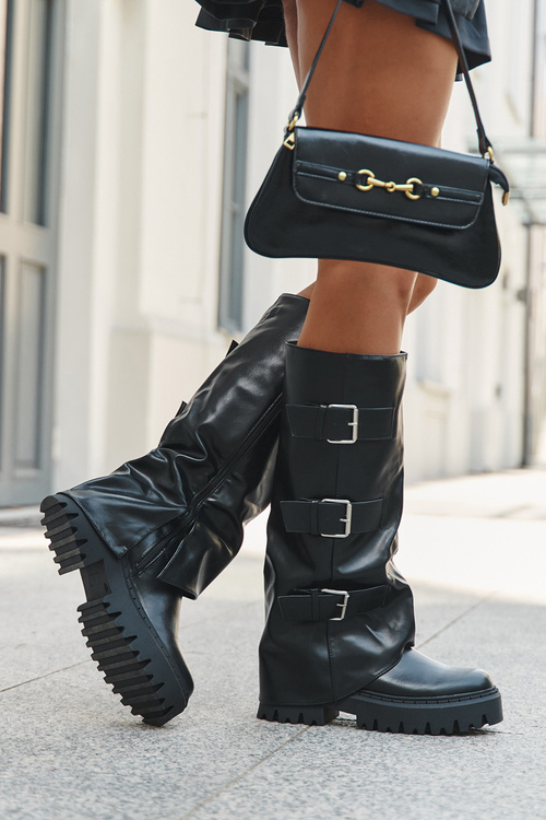 Insulated Women's Boots with Silver Clamps Black Isavine