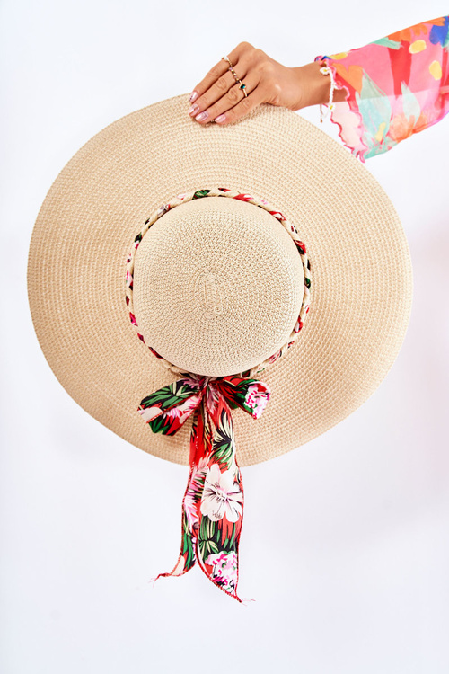 Women's Hat With A Red Strip Beige Marsela