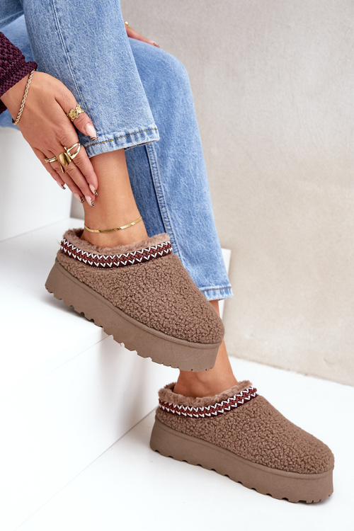 Snow Boots Slippers On A Platform With Sheepskin Brown Ovirissa