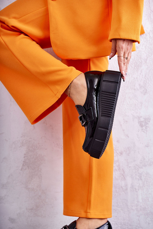 Fashionable leather shoes on the platform Black Marsol