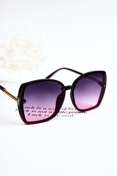 Classic Sunglasses V160023 Black and pink