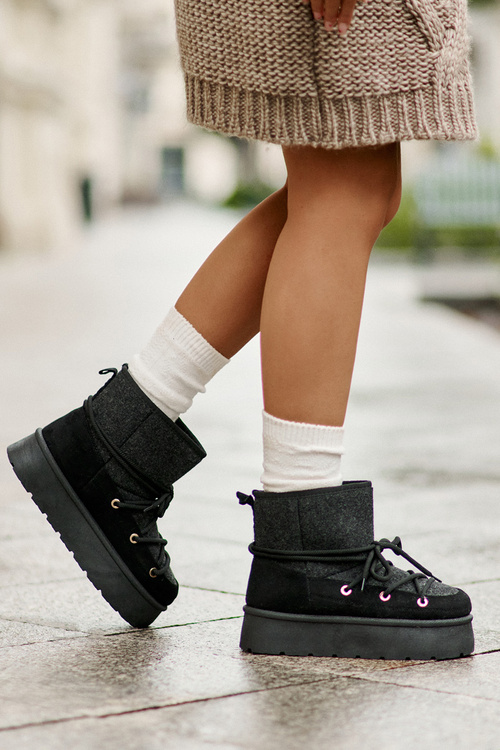 Snow Boots With Lacing On Platform Black Mavora