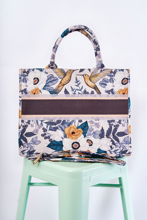 Large Classic Purse In pattern White and green Micola