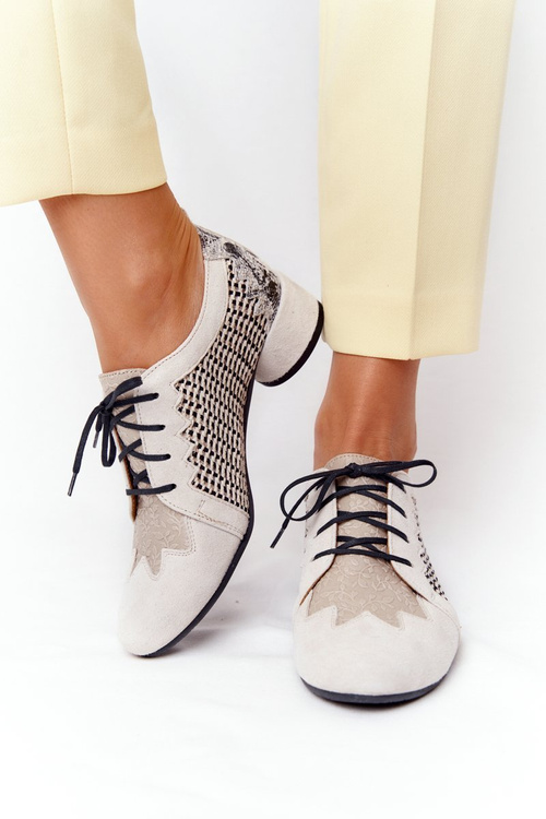 Braided Shoes On A Block Heel Maciejka 04890-04 Beige