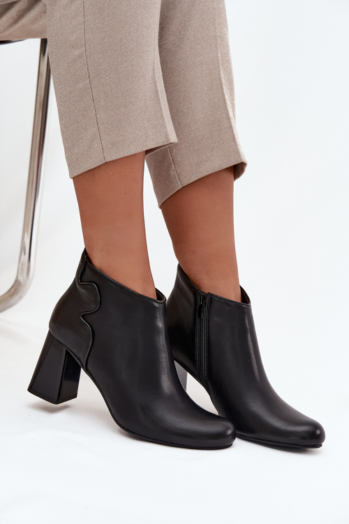 Leather Insulated Ankle Boots on Heel Black Ivessara
