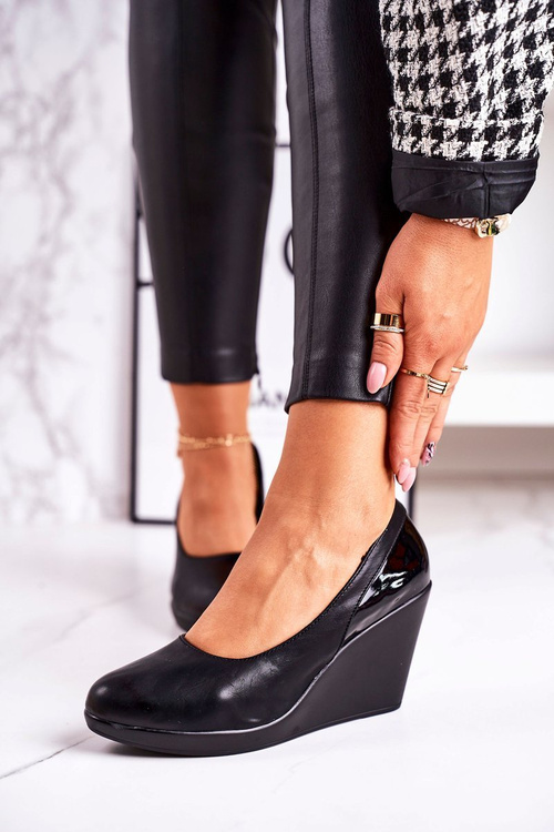 Women's Classic Wedge Pumps Shiny Black Ivonne