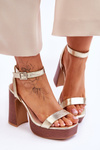 Leather Sandals On A Chunky Platform gold Marina