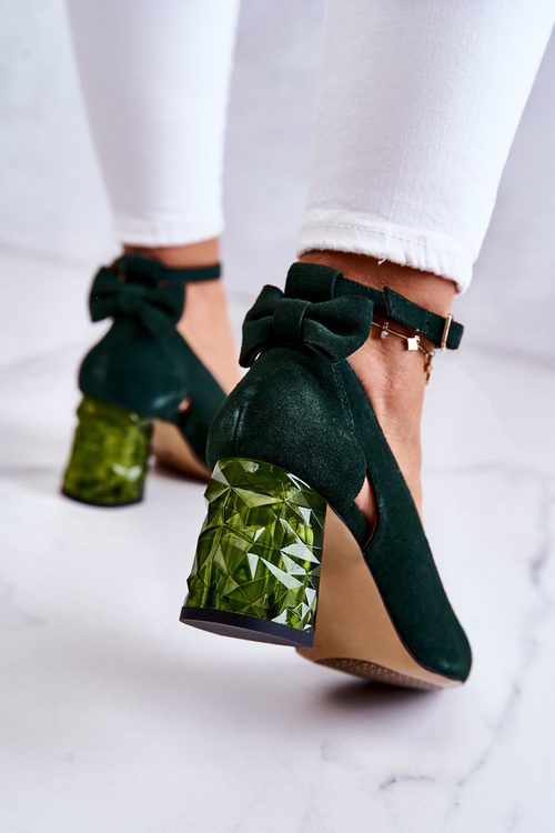 Suede Pumps With A Bow Maciejka 05059-09 Dark green