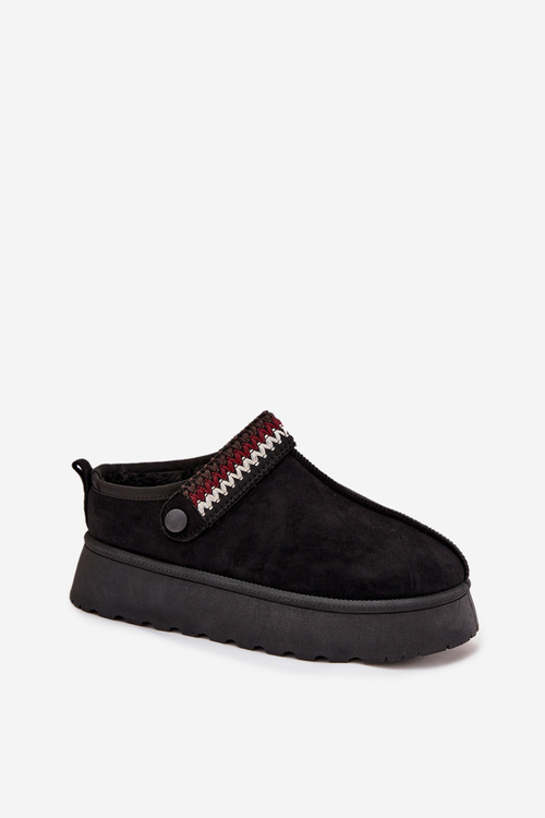 Women's Low Snow Boots With Moving Strap And Embroidery On Platform Black Lyrisse