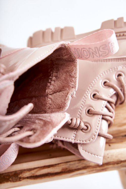 Lacquered Warm Boots Light beige Heidi