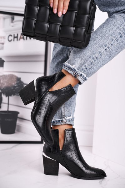 Women's Boots On Heel Black Ruben