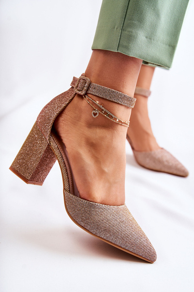 Shiny Pumps On A Bar Dark gold Amira