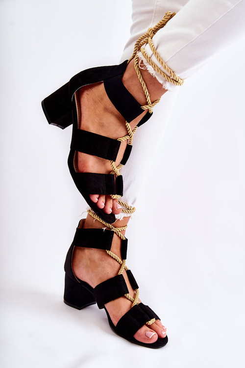 Low-heeled Sandals Black Erisa