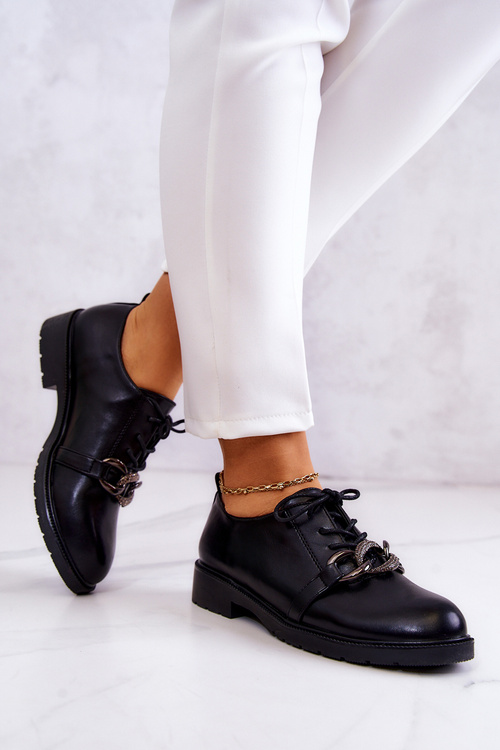 Leather shoes tied with ornament Black Larosa