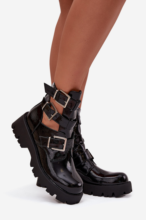 Lacquered Women's Boots with Straps and Silver Clamps Black Helisse